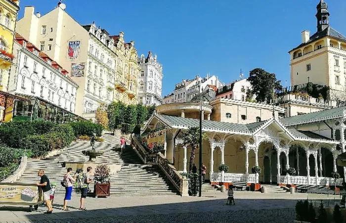 Hotel Ester Karlovy Vary Exterior photo