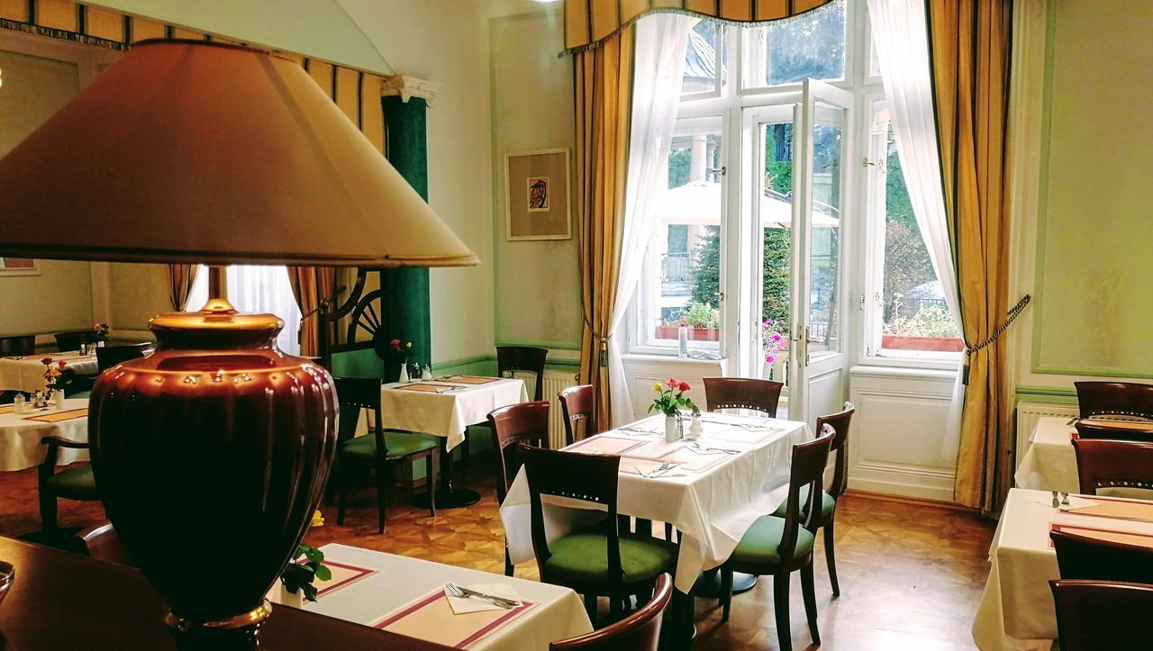 Hotel Ester Karlovy Vary Exterior photo