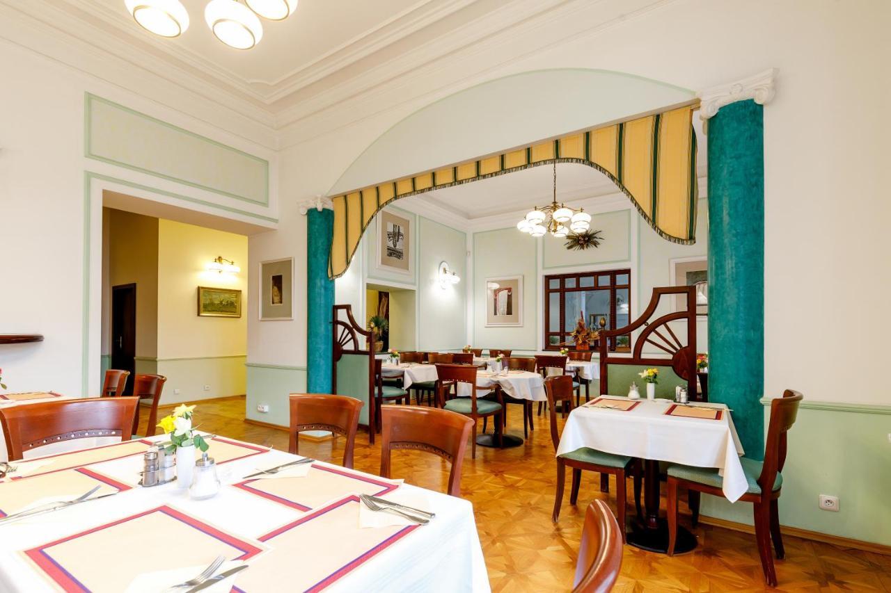 Hotel Ester Karlovy Vary Exterior photo